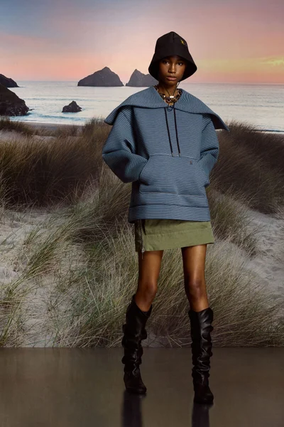 Look 9